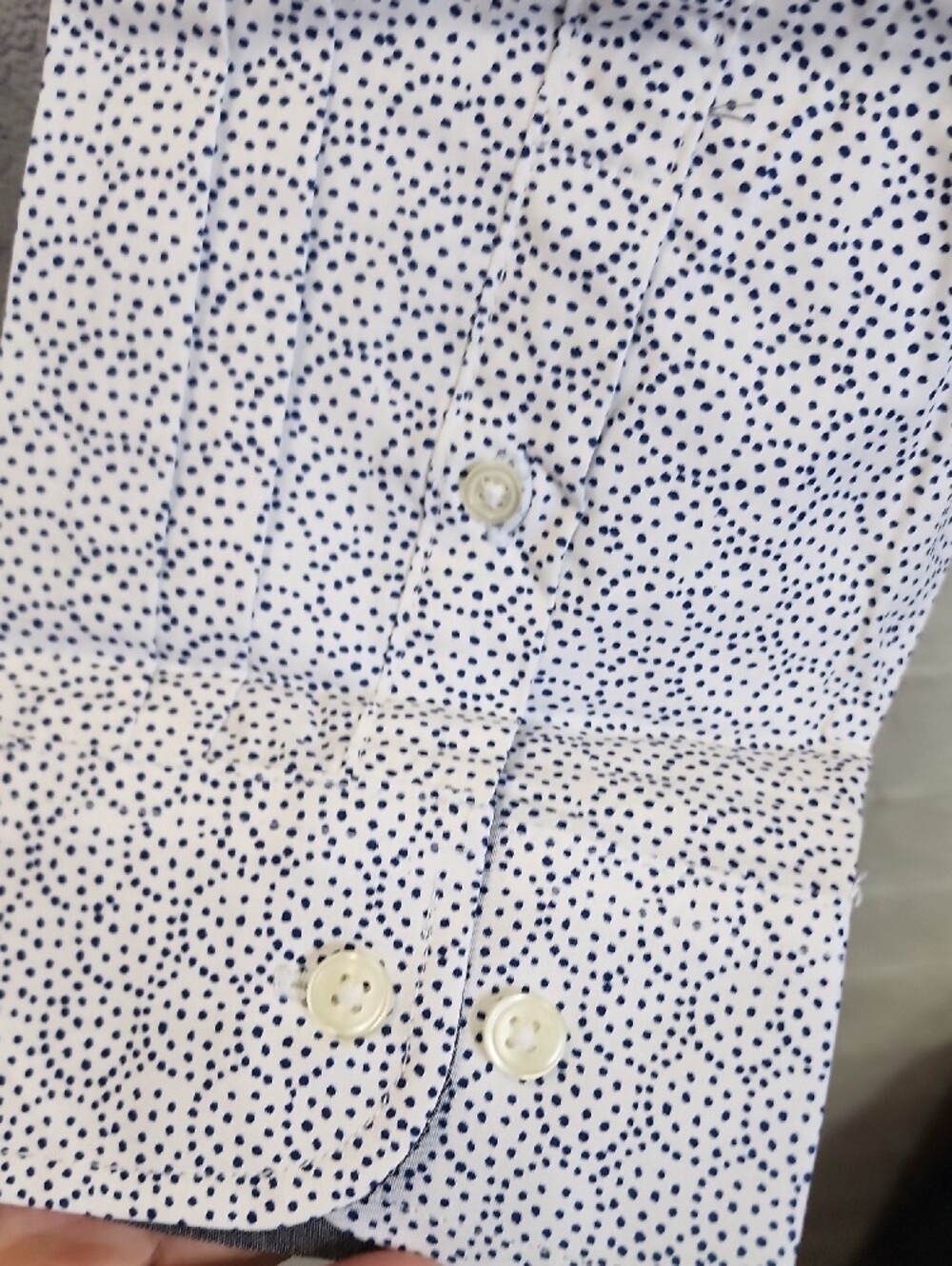 Kenneth Cole Reaction White Shirt with Blue Micro-Pattern - Picture 4 of 7